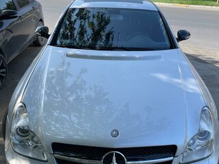2005 Mercedes-Benz CLS AMG 55 AMG I (C219), серый, 1600000 рублей, вид 2