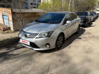 2012 Toyota Avensis III Рестайлинг, серебристый, 1400000 рублей, вид 1