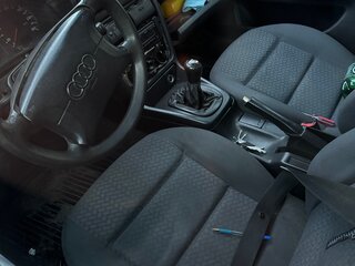 1996 Audi A4 I (B5), красный, 130000 рублей, вид 4