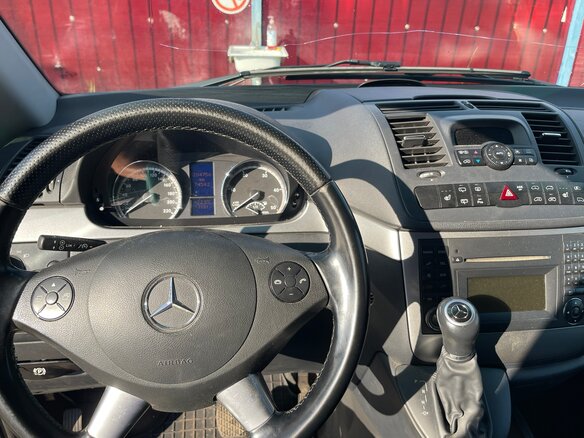 2013 Mercedes-Benz Viano Long L2 I (W639) Рестайлинг, коричневый, 2000000 рублей - вид 9