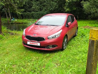 2013 Kia Ceed II, красный, 1100000 рублей, вид 1