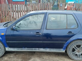 1998 Volkswagen Golf IV, синий, 225000 рублей, вид 4