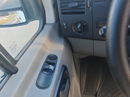 2009 Mercedes-Benz Sprinter, белый, 2500000 рублей, вид 3