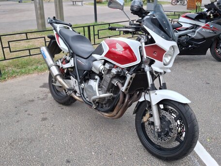 2006 Honda CB 1300, белый, 455000 рублей, вид 4