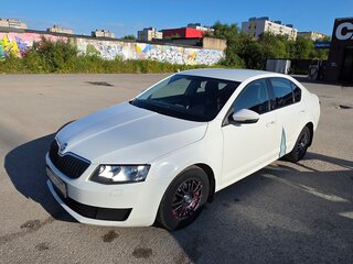 2014 Skoda Octavia III (A7), белый, 1285000 рублей, вид 2