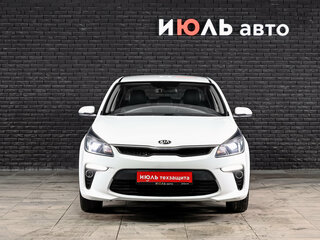 2017 Kia Rio IV, белый, 1490000 рублей, вид 2