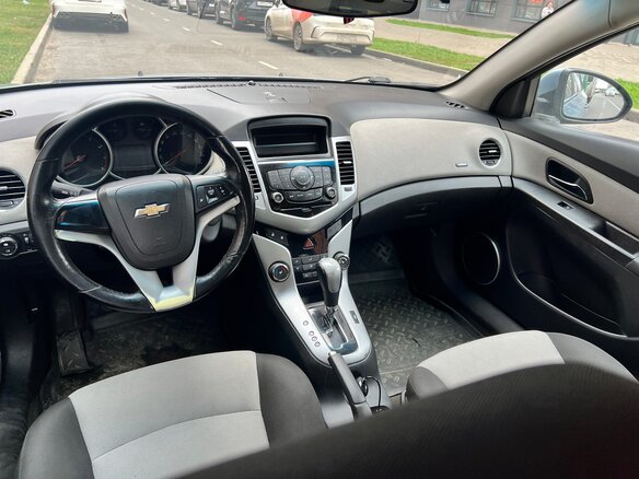 2012 Chevrolet Cruze I, серый, 690000 рублей - вид 7