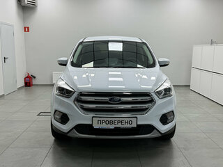 2017 Ford Kuga II Рестайлинг, белый, 1770000 рублей, вид 2