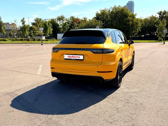 2019 Porsche Cayenne III, жёлтый, 4990000 рублей - вид 27