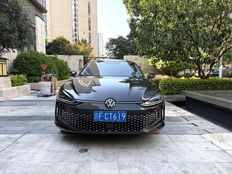 2025 Volkswagen Lamando L II, серый, 1520000 рублей, вид 2