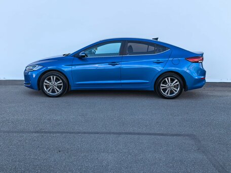2018 Hyundai Elantra VI (AD), синий, 1350000 рублей, вид 3