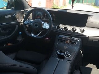 2019 Mercedes-Benz E-Класс 200 V (W213, S213, C238), чёрный, 4200000 рублей, вид 5