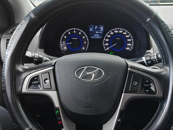 2015 Hyundai Solaris I Рестайлинг, серый, 850000 рублей - вид 7