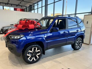 2026 Lada (ВАЗ) Niva Travel I Рестайлинг, синий, 1809000 рублей, вид 4