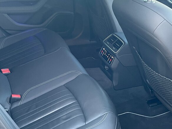 2020 Audi A6 45 TFSI V (C8), чёрный, 3850000 рублей - вид 18
