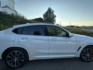 2019 BMW X4 30d II (G02), белый, 4850000 рублей, вид 3
