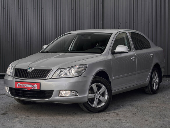 2012 Skoda Octavia II (A5) Рестайлинг, серый