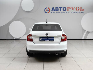 2018 Skoda Rapid I Рестайлинг, белый, 955000 рублей, вид 4