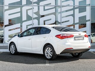 2013 Kia Cerato III, белый, 1099000 рублей, вид 2