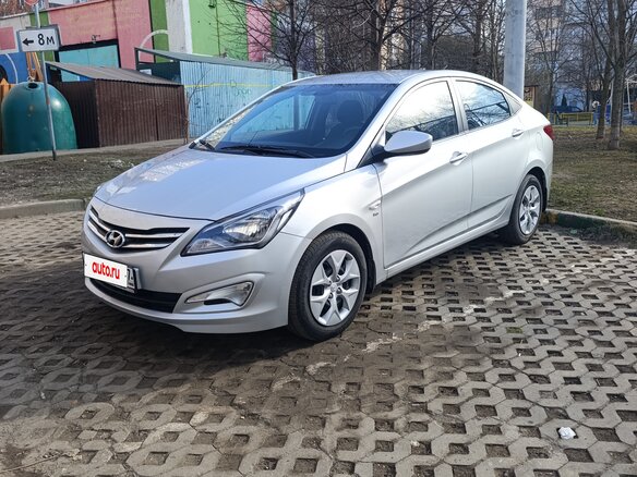 2016 Hyundai Solaris I Рестайлинг, серебристый, 820000 рублей - вид 14
