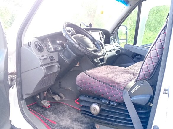 2009 Iveco Daily, белый, 1200000 рублей - вид 5