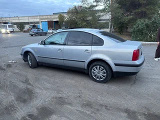 1999 Volkswagen Passat B5, серебристый, 278000 рублей, вид 4