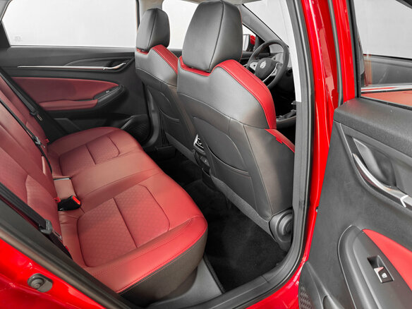 2024 Changan Eado Plus I, красный, 2589900 рублей - вид 15