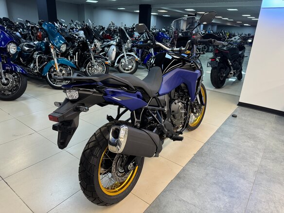 2023 Suzuki V-Strom 800DE, синий, 1100000 рублей - вид 4