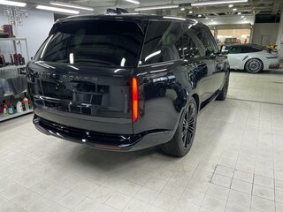 2026 Land Rover Range Rover D350 MHEV Long V, чёрный, 25500000 рублей, вид 4