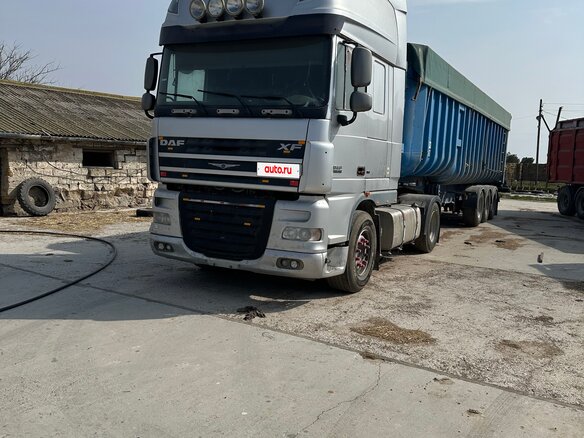 2006 DAF XF 105, серебристый, 2800000 рублей - вид 1