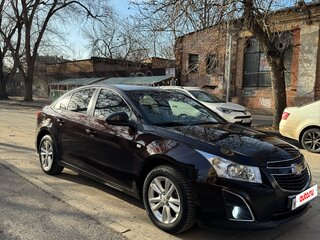2013 Chevrolet Cruze I Рестайлинг, коричневый, 950000 рублей, вид 3