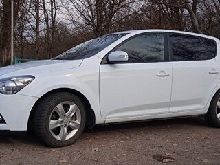 2011 Kia Ceed I Рестайлинг, белый, 850000 рублей, вид 5