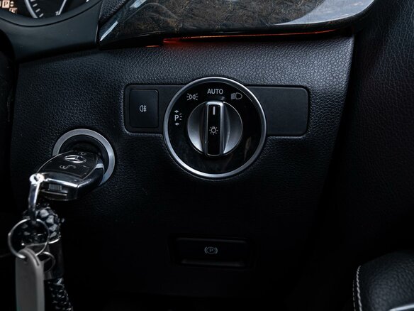 2013 Mercedes-Benz B-Класс 180 II (W246), чёрный - вид 14