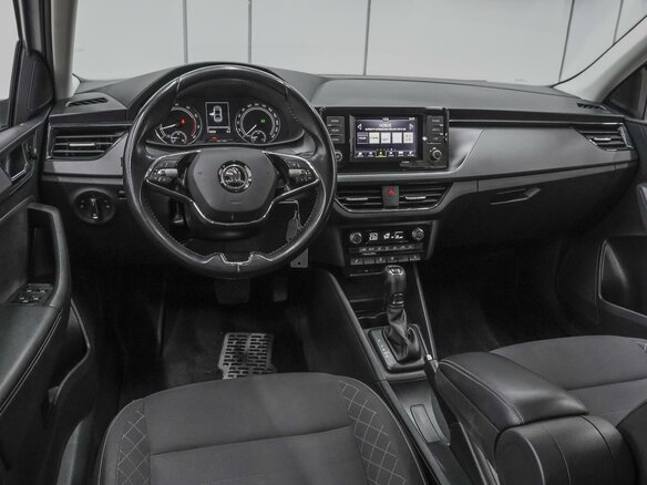 2022 Skoda Rapid II, белый, 1730000 рублей - вид 5
