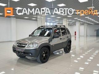 2016 Chevrolet Niva I Рестайлинг, коричневый, 592000 рублей, вид 1