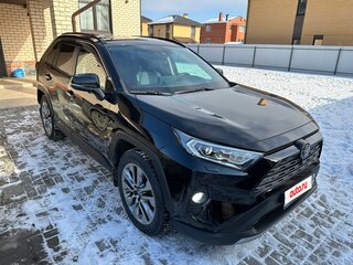 2020 Toyota RAV4 V (XA50), чёрный, 3800000 рублей, вид 3