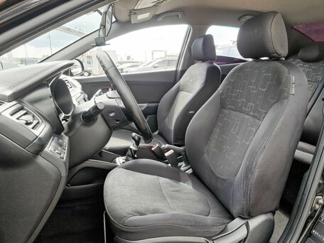 2011 Kia Rio 5-speed III, чёрный, 480000 рублей, вид 5