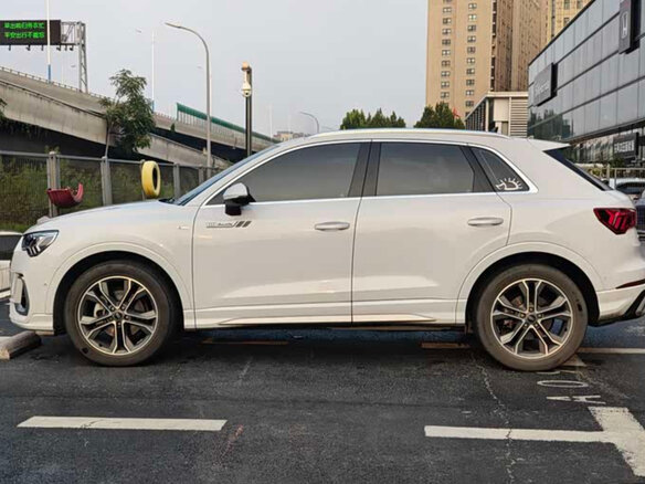2022 Audi Q3 35 TFSI II (F3), белый, 2760000 рублей - вид 5