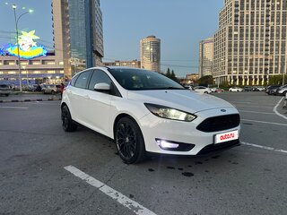 2017 Ford Focus III Рестайлинг, белый, 1350000 рублей, вид 1
