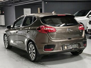 2018 Kia Ceed II Рестайлинг, коричневый, 1780000 рублей, вид 5
