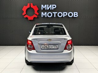 2014 Chevrolet Aveo II, серебристый, 599000 рублей, вид 5
