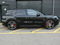 2026 Porsche Cayenne GTS III Рестайлинг, чёрный, 26490000 рублей - вид 6