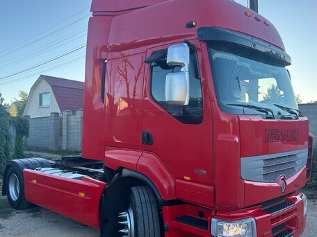 2012 Renault Premium, красный, 2000000 рублей, вид 2
