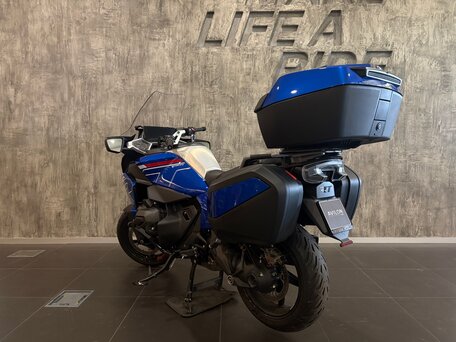 2025 BMW R 1300 RT, синий, 3600000 рублей, вид 3