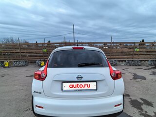 2013 Nissan Juke I, белый, 1050000 рублей, вид 2
