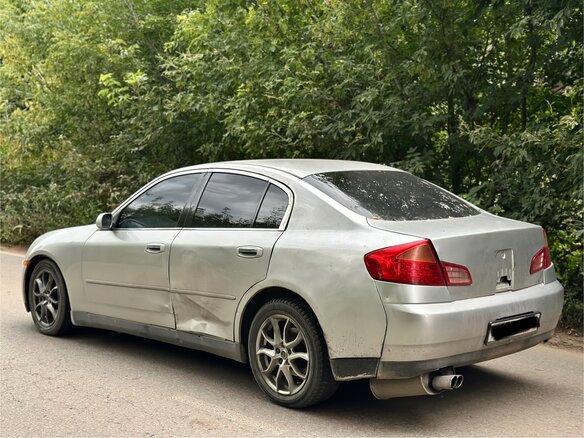2003 Nissan Skyline XI (V35), серый - вид 2