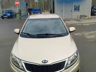 2014 Kia Rio III, бежевый, 600000 рублей, вид 1
