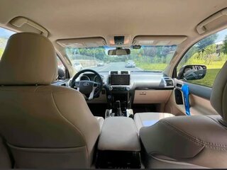 2015 Toyota Land Cruiser Prado 150 Series Рестайлинг 1, чёрный, 3500000 рублей, вид 4