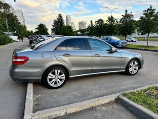 2009 Mercedes-Benz E-Класс 250 5G-Tronic IV (W212, S212, C207), серый, 1350000 рублей, вид 2