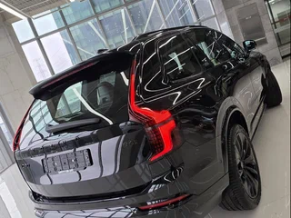 2026 Volvo XC90 B6 II Рестайлинг 2, чёрный, 9490000 рублей, вид 5